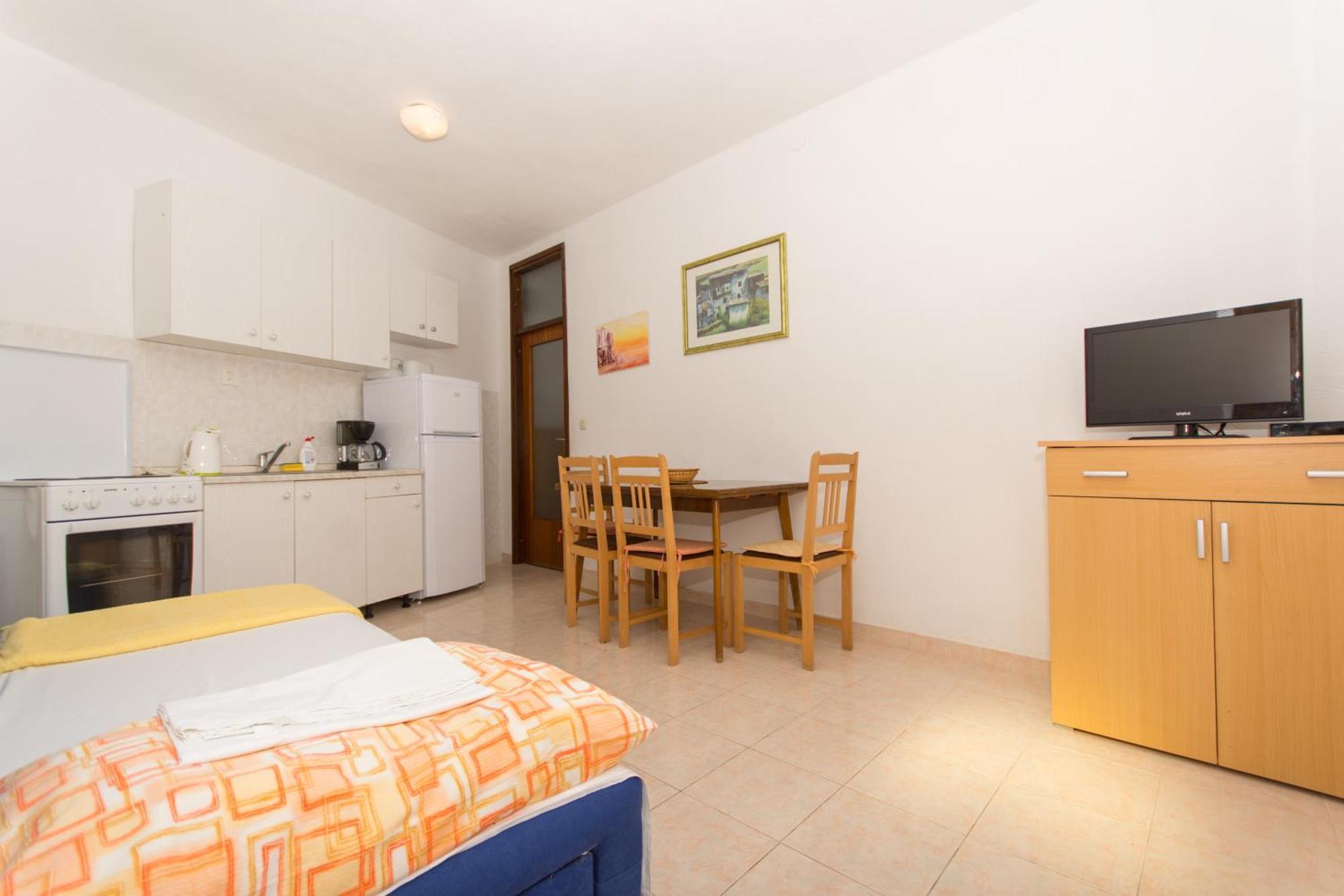 Apartments Marinana Razanj Bagian luar foto